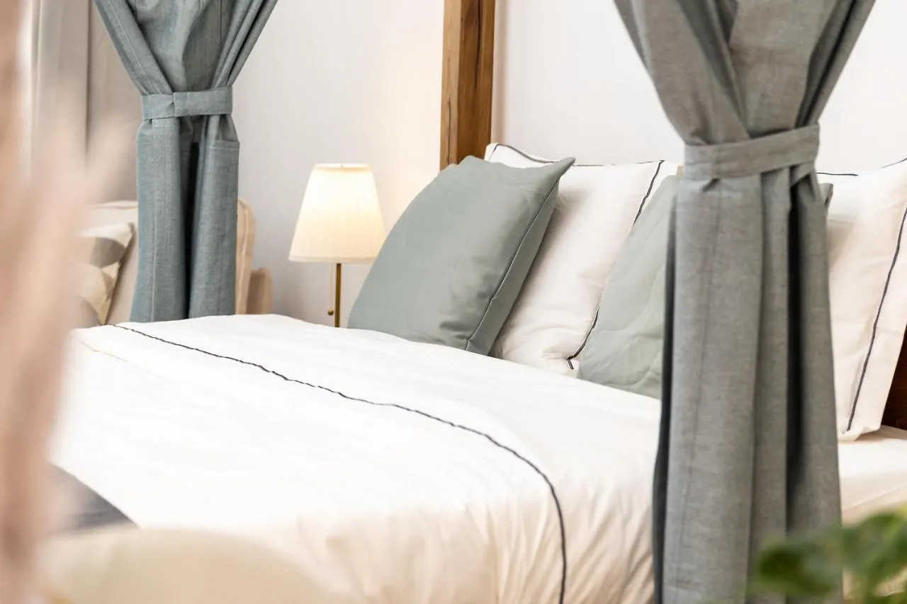 Apartament Regal Retreat Intimate Elegance Near Schoenbrunn Palace Viena